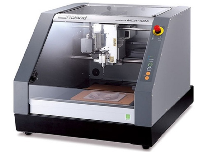 Фрезерный станок с ЧПУ ROLAND MDX-40A