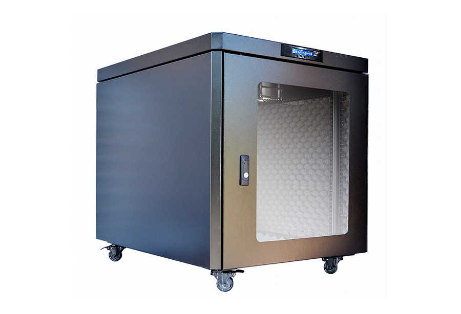 Рэковая стойка со звукоизоляцией Wize Pro W1590UR-SP