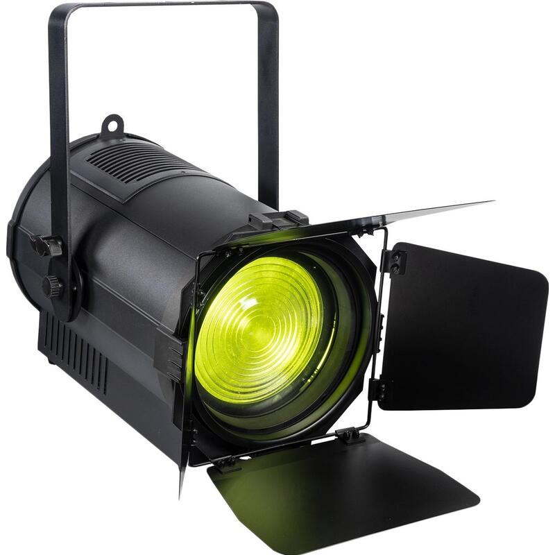 Teatr diqqat markazida Ovation Pioneer 350C ZOOM