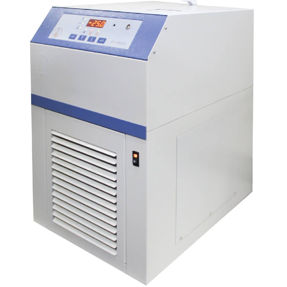 Liquid flow cryothermostat LOIP FT-600 (-25…+40 °C, 9.5 l, for operation in an external closed circuit 20 l/min)