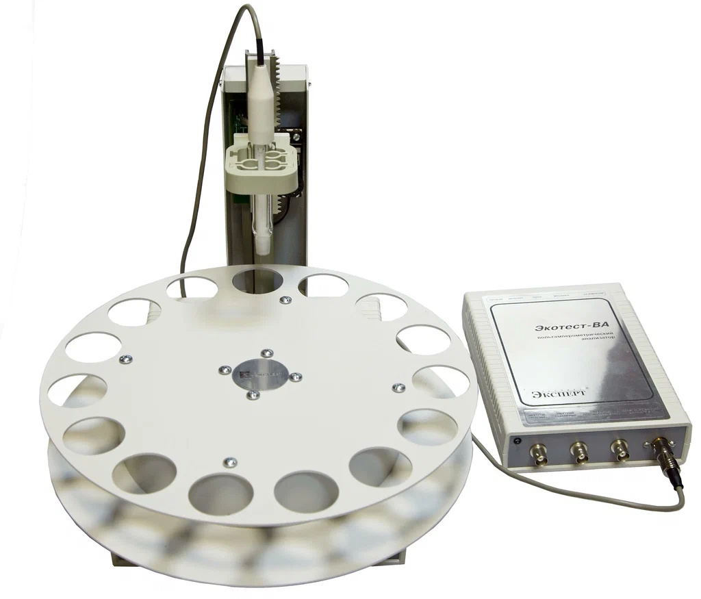 Expertiza-VA-2D robotli voltametrik kompleksi