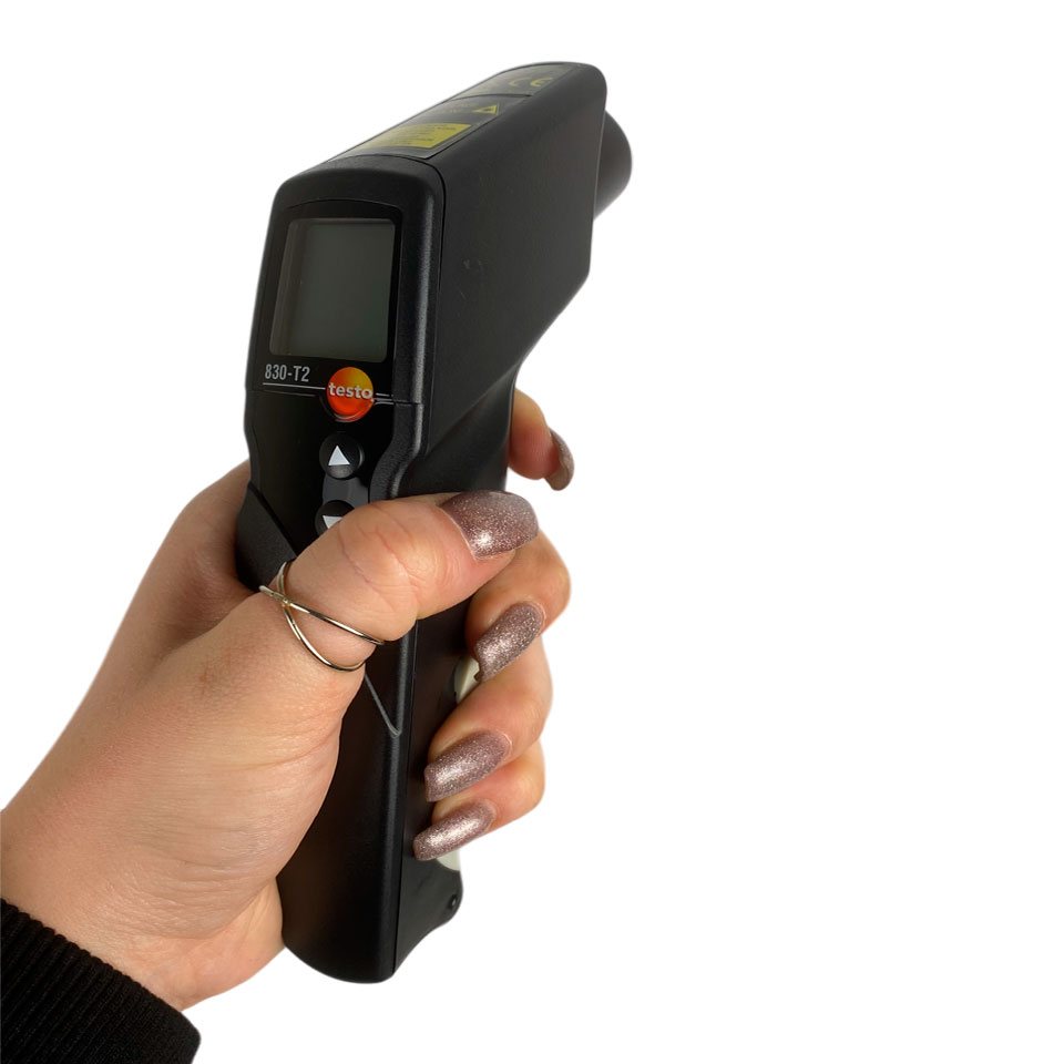 Infrared thermometer Testo 830-T2 (with 2-point laser designator)